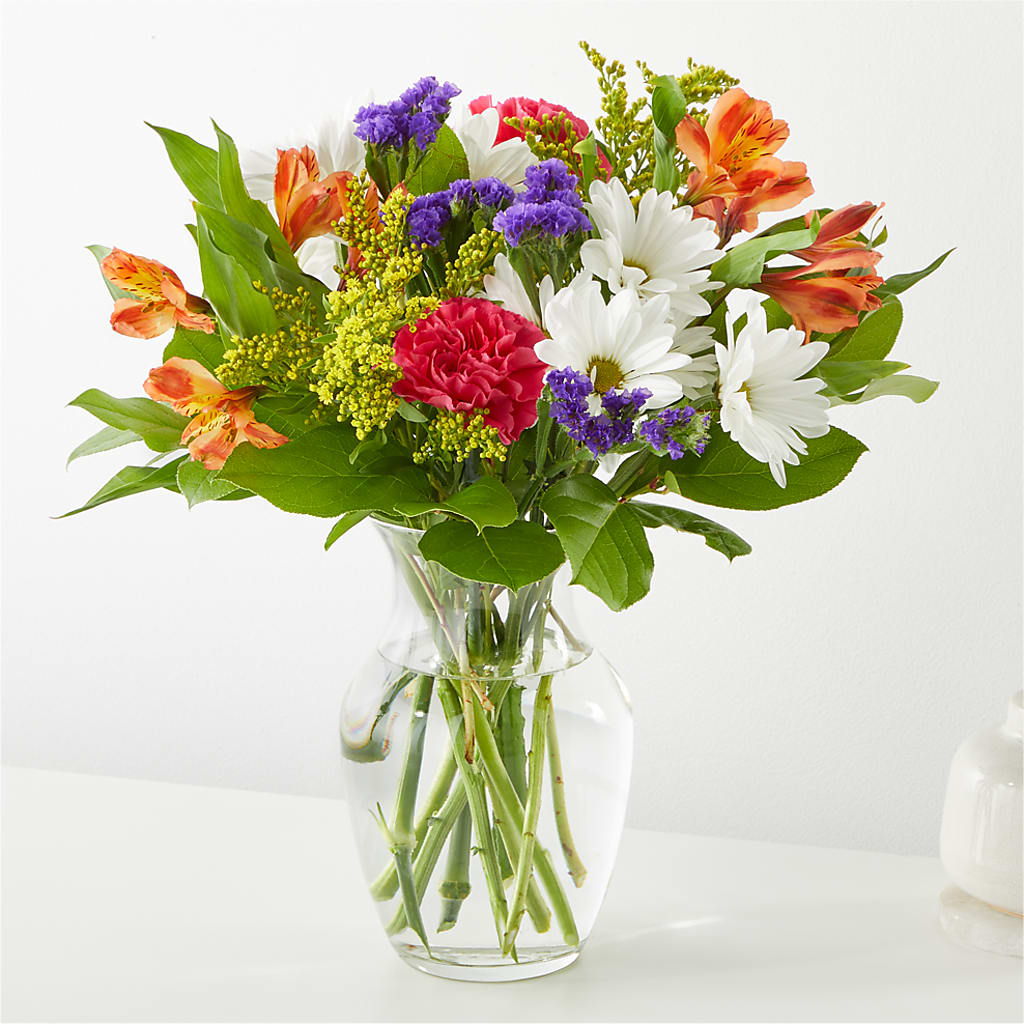 Oopsie Daisy Bouquet – Meramec Florist, Steelville MO