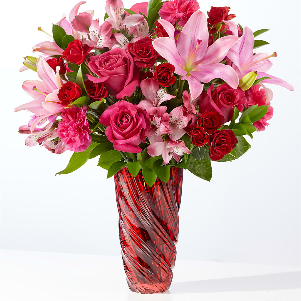 In Love Bouquet with Luxe Swirl Vase – Meramec Florist, Steelville MO