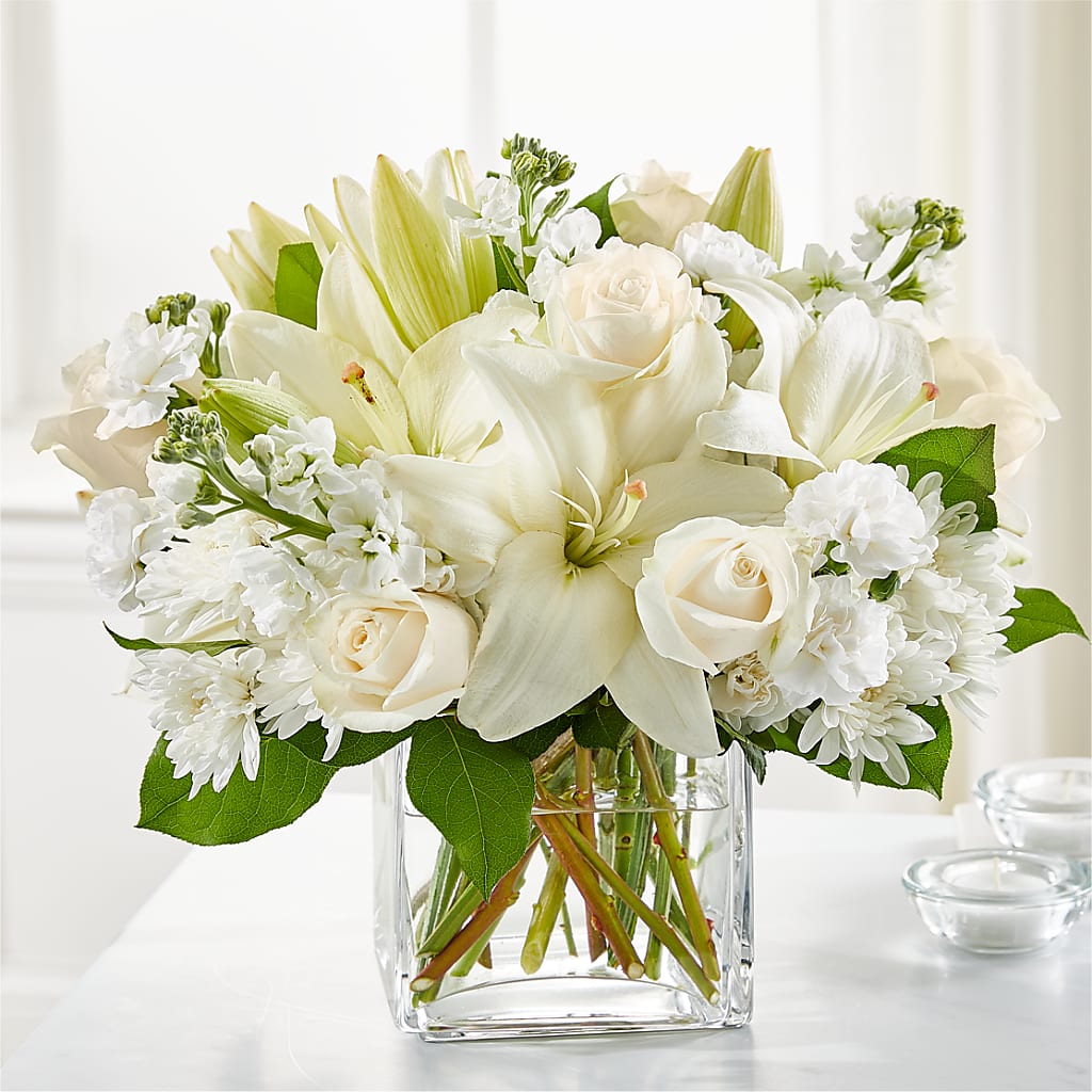 Gentle Breeze Bouquet – Meramec Florist, Steelville MO