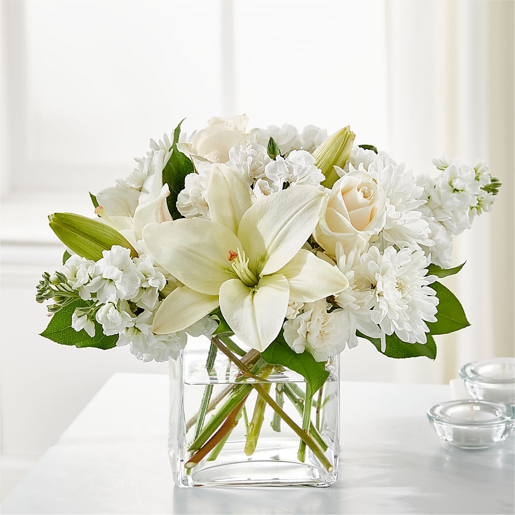 Gentle Breeze Bouquet – Meramec Florist, Steelville MO