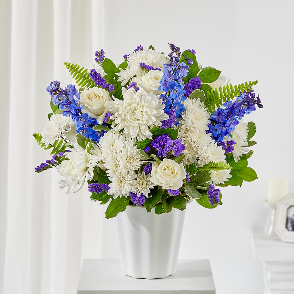 Hold Dear Tabletop Basket – Meramec Florist, Steelville MO