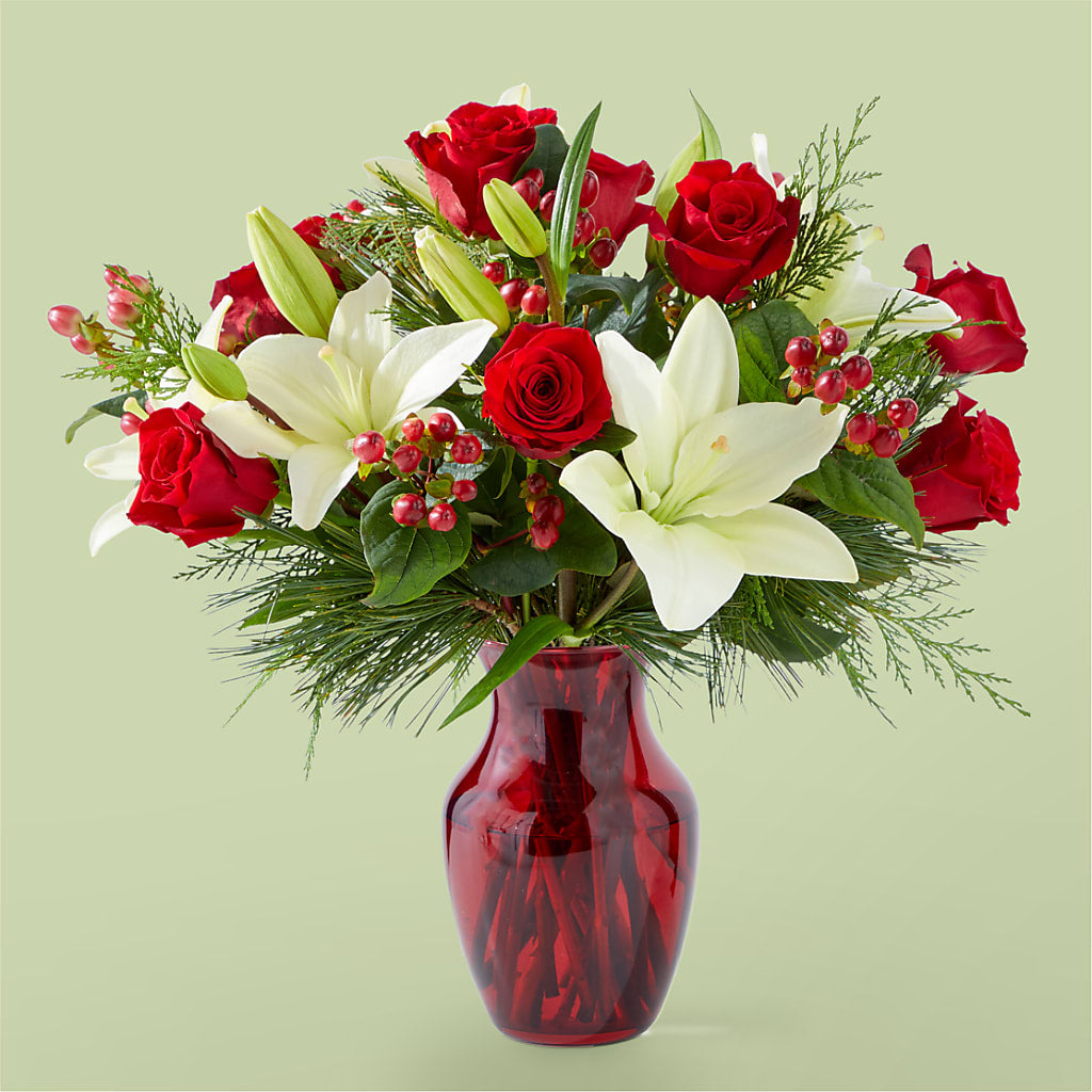 Evergreen Delight Bouquet – Meramec Florist, Steelville MO