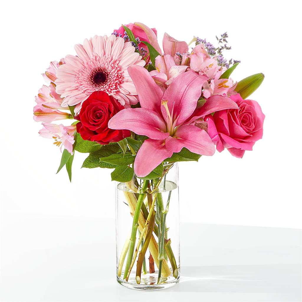 Lots of Love Bouquet – Meramec Florist, Steelville MO