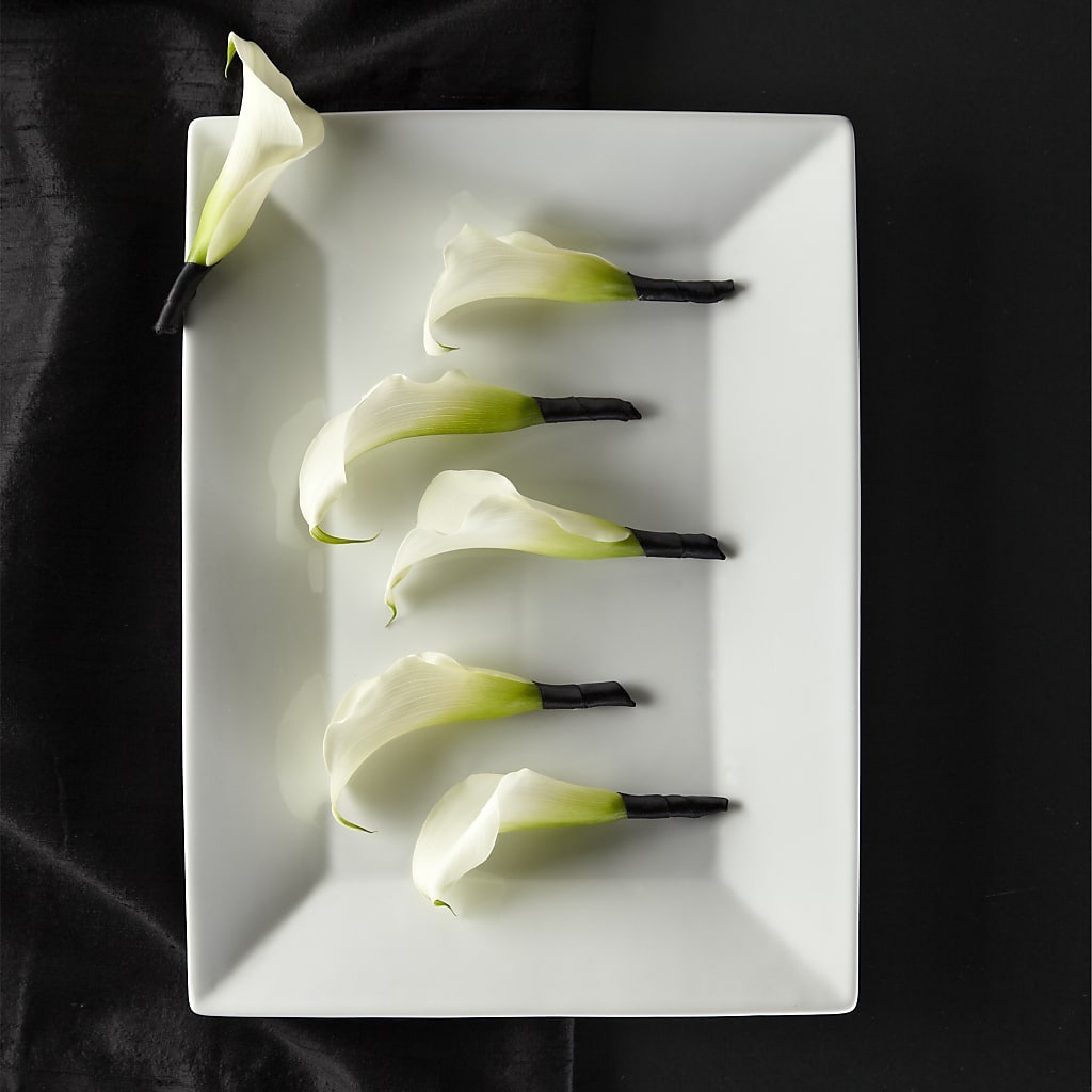 Calla Lily Promise Boutonniere – Meramec Florist, Steelville MO
