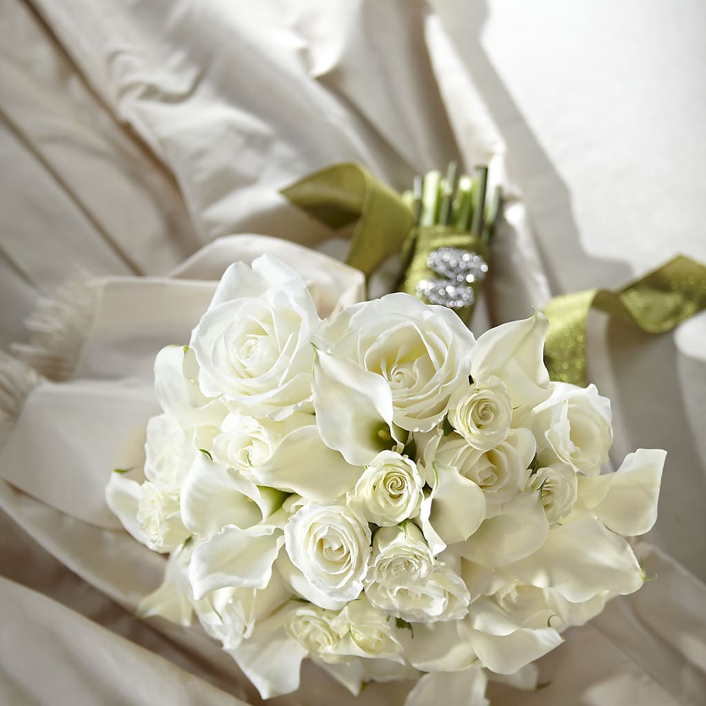 Serene Highness Bouquet – Meramec Florist, Steelville MO