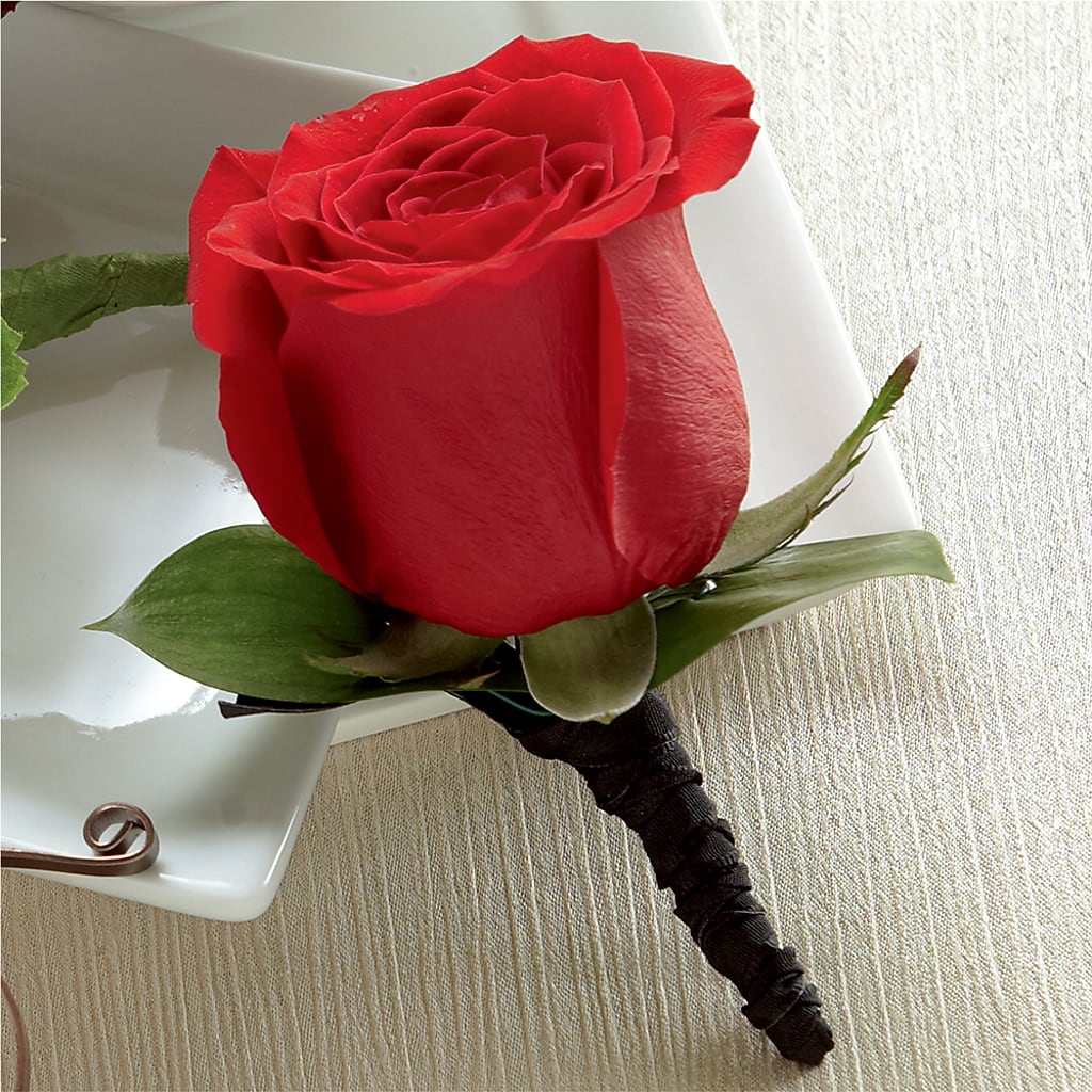 Red Rose Boutonniere – Meramec Florist, Steelville MO