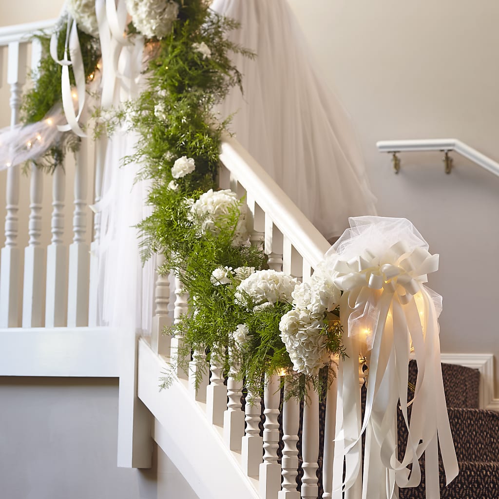 Champagne Dreams Garland – Meramec Florist, Steelville MO