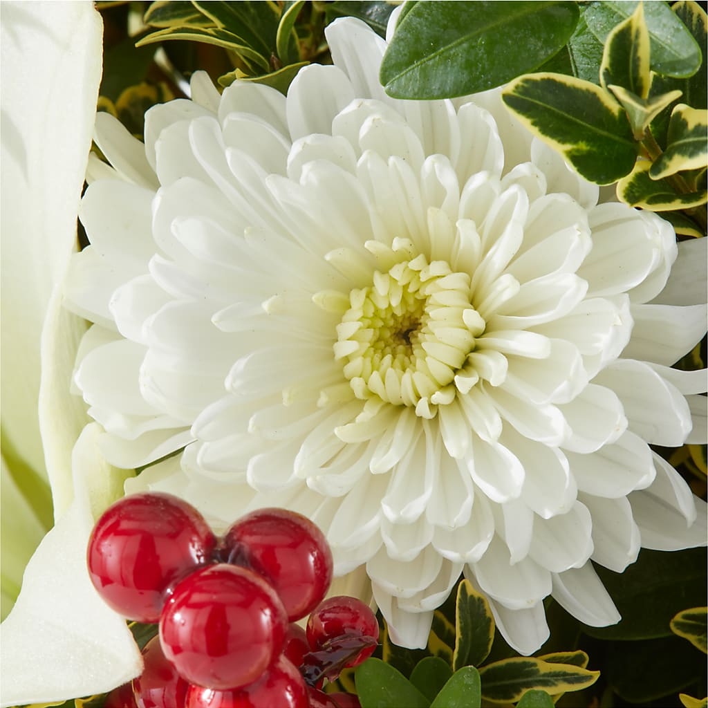 Festive Moments Tree –  Meramec Florist, Steelville MO