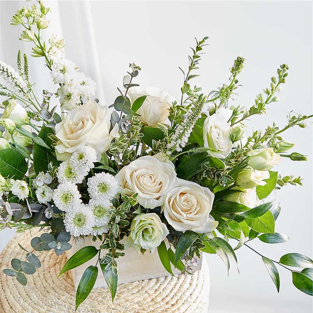 Cashmere Bouquet –  Meramec Florist, Steelville MO
