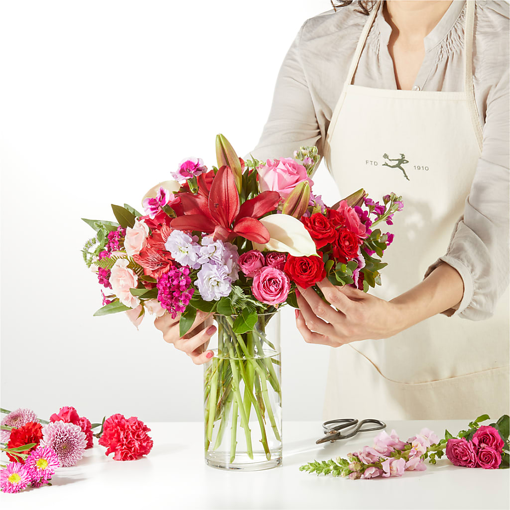 Swooning Over You - A Luxury Florist Original –  Meramec Florist, Steelville MO