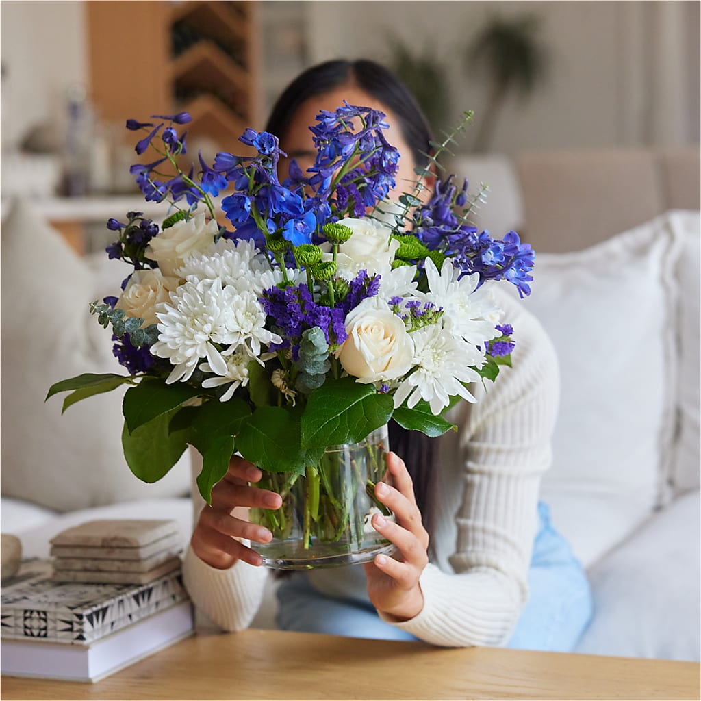 Cerulean Waves Bouquet –  Meramec Florist, Steelville MO