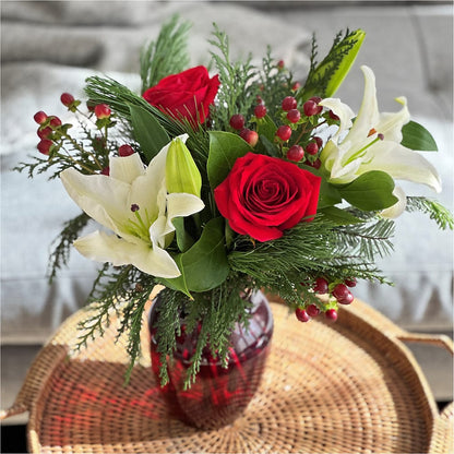 Evergreen Delight Bouquet –  Meramec Florist, Steelville MO
