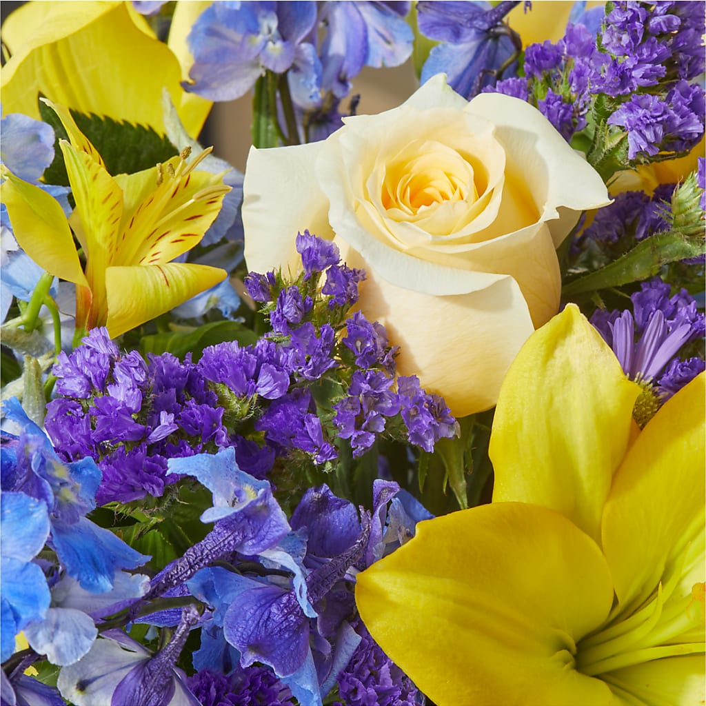 Limoncello Bouquet –  Meramec Florist, Steelville MO